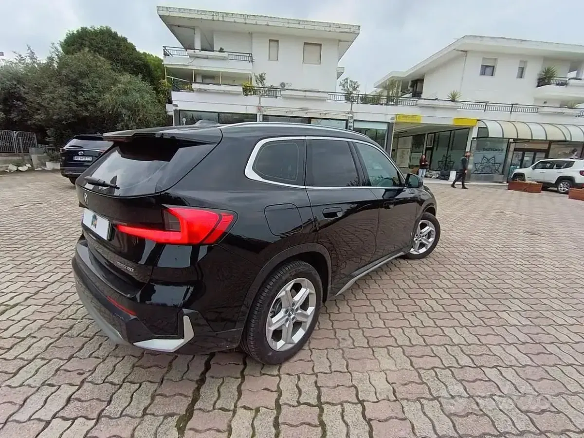 Usata BMW iX1 Comfort Edition 67 kW (92 CV) 2024 Nero SUV
