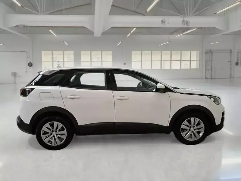 Usata Peugeot 3008 Business-Line 130 CV (95 kW) 2018 SUV