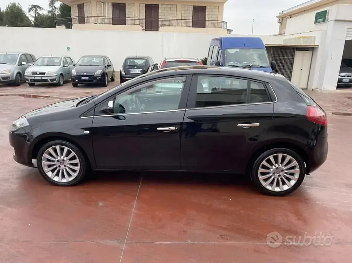 Usata Fiat Bravo 120 CV (88 kW) 2007 Nero Utilitaria
