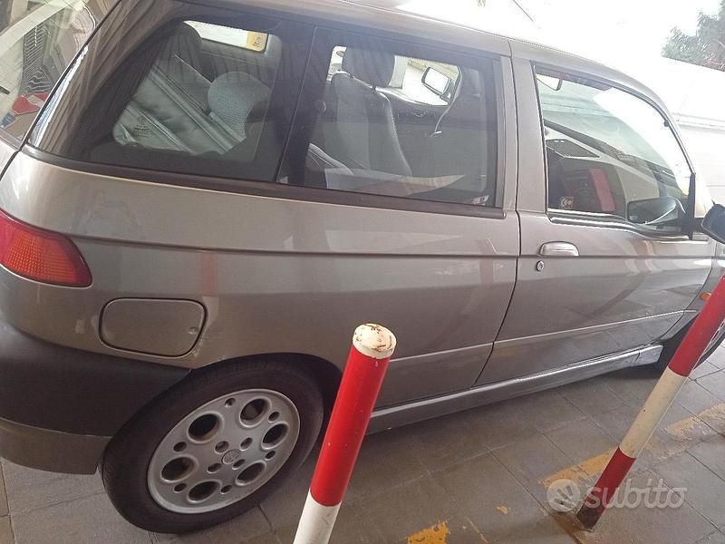 Occasion Alfa Romeo 145 Quadrifoglio 150 PK (110 kW) 1995 Grijs Hatchback