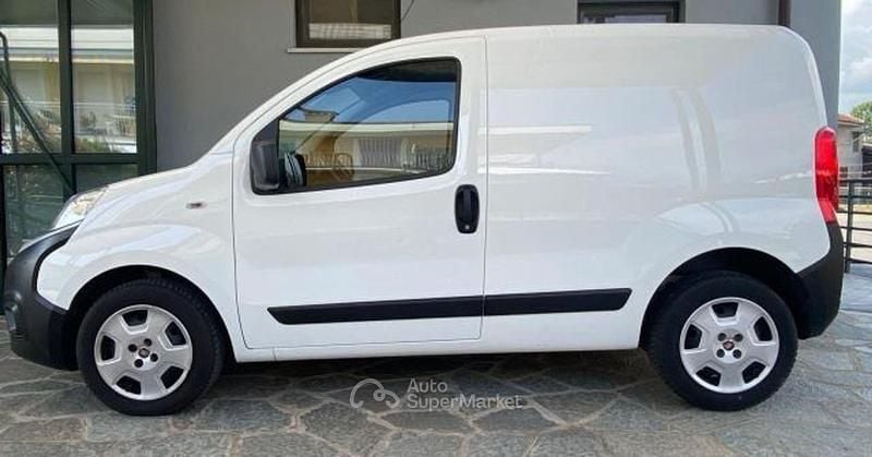 Usata Fiat Fiorino 80 CV (58 kW) 2022 Argento Monovolume