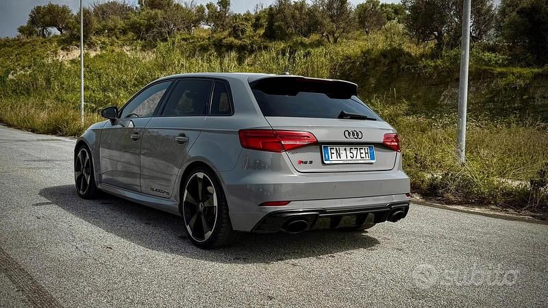 Usata Audi RS3 400 CV (294 kW) 2018 Berlina