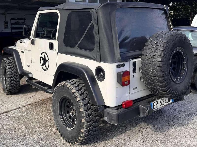 Usata Jeep Wrangler 118 CV (86 kW) 1998 Bianco SUV