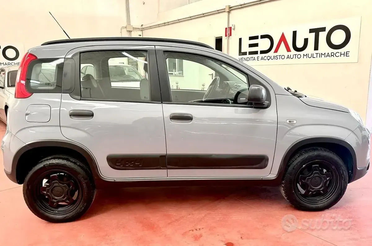 Usata Fiat Panda Cross Cross 86 CV (63 kW) 2020 Grigio Utilitaria
