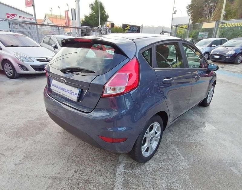 Usata Ford Fiesta Business Edition 75 CV (55 kW) 2013 Antracite Berlina