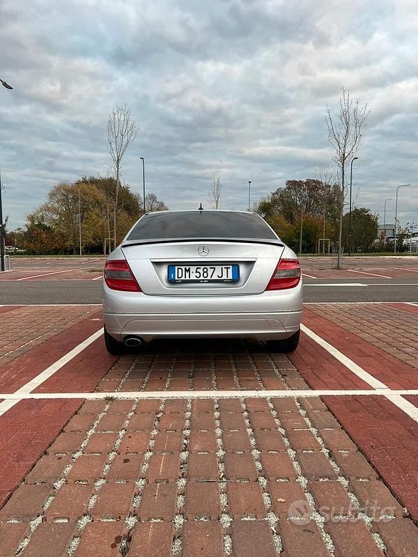 Usata Mercedes C220 2007 Grigio Berlina