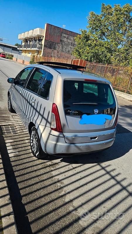 Usata Lancia Musa 95 CV (69 kW) 2010 Monovolume