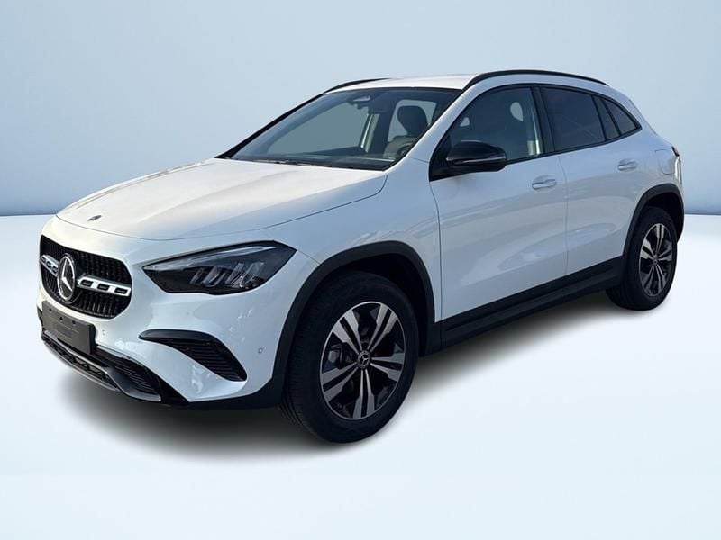 Bianco pastello Nuova 2025 Mercedes GLA200 Advanced Plus SUV | 45.300 € - Immagine 1/4