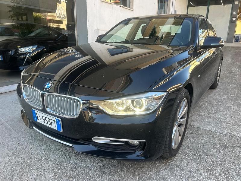 Usata BMW 318 143 CV (105 kW) 2014 Nero Berlina