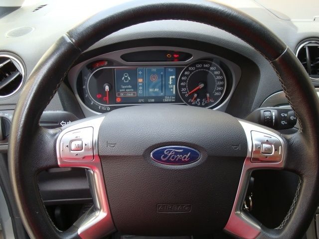 Venduto Ford S Max 2 0 145cv Titanium Auto Usate In Vendita