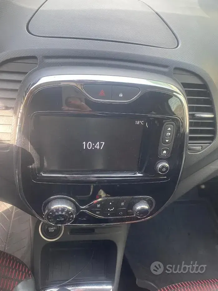 Usata Renault Captur 90 CV (66 kW) 2015 SUV