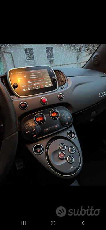 Usato 2017 Fiat 500 Abarth 1.4 Benzin 180 CV (18.500 €)