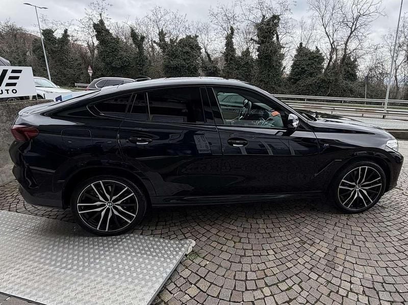 Begagnad BMW X6 M Sport 286 HK (210 kW) 2022 Svart SUV