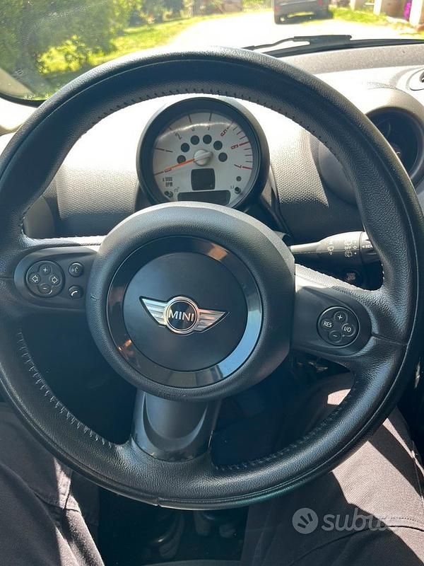 Usata Mini Countryman 111 CV (81 kW) 2012 Bianco SUV