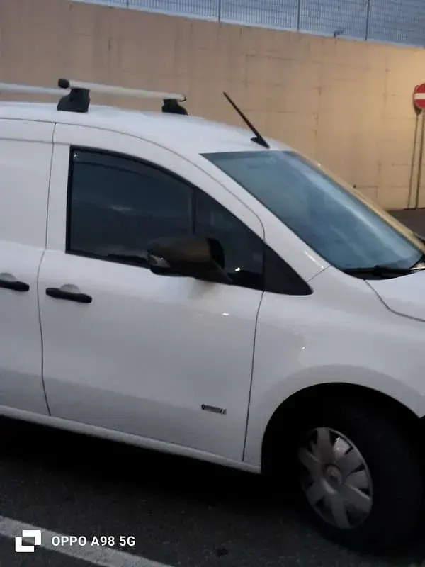 Usata Renault Kangoo 116 CV (85 kW) 2023 Monovolume