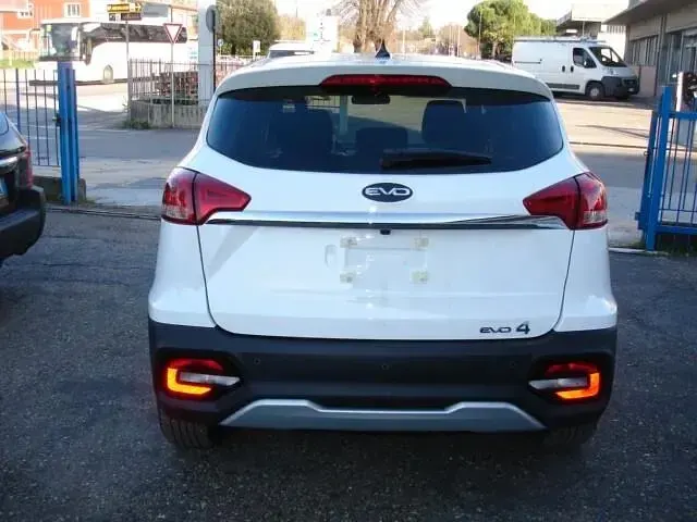 Nuova EVO Evo 4 114 CV (83 kW) 2026 Bianco SUV