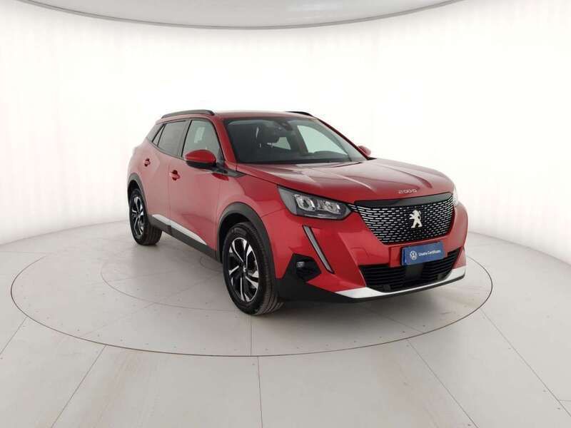 Usata Peugeot 2008 Allure 131 CV (96 kW) 2021 Rosso SUV