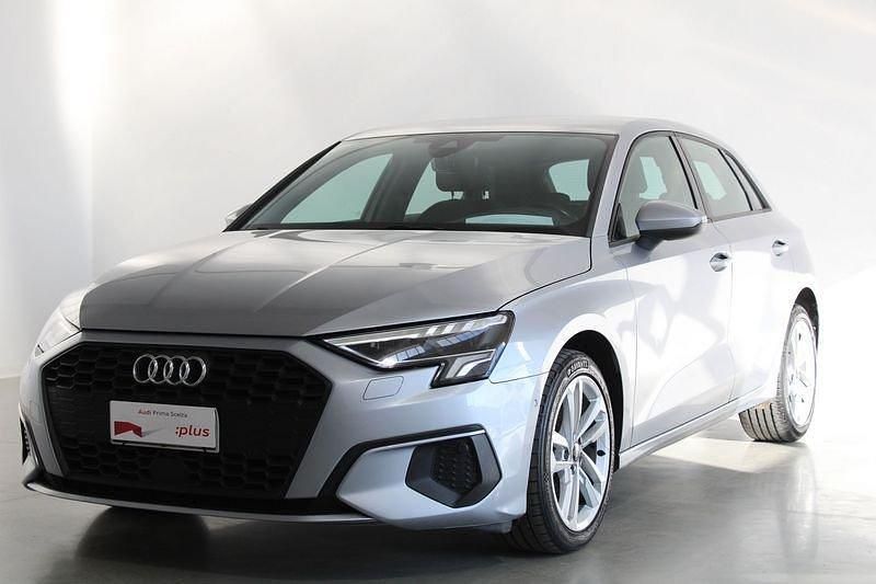 Usata Audi A3 Sportback Business 150 CV (110 kW) 2021 Utilitaria