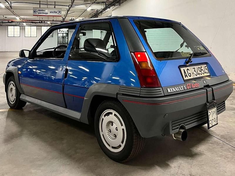 Usata Renault R5 105 CV (77 kW) 1986 Blu/azzurro Utilitaria