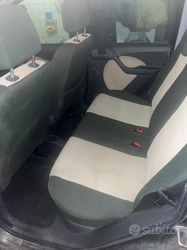 Usata Fiat Panda 4x4 Cross 69 CV (50 kW) 2006 Verde Utilitaria