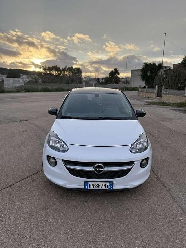 Other Usata 2013 Opel Adam Glam Due volumi | 6900 € (Buon prezzo) - Immagine 1/4