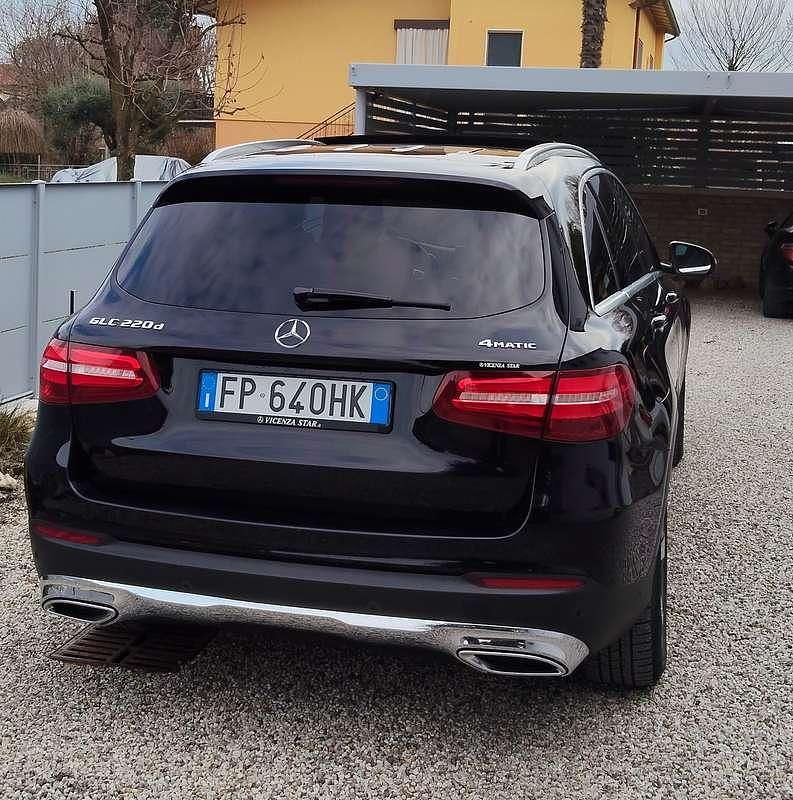Usata Mercedes GLC220 Premium 170 CV (125 kW) 2017 Nero SUV