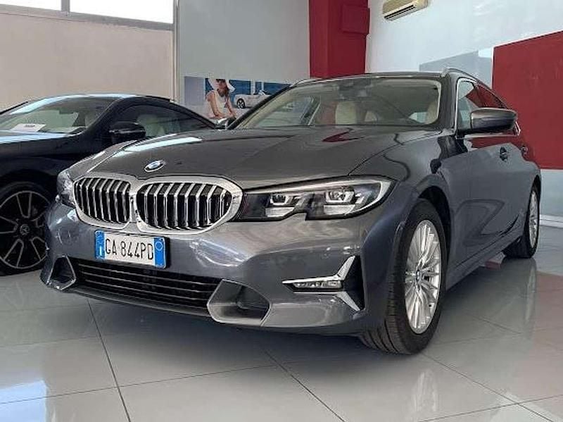 Usata BMW 320 Luxury Line 190 CV (139 kW) 2020 Grigio Station wagon