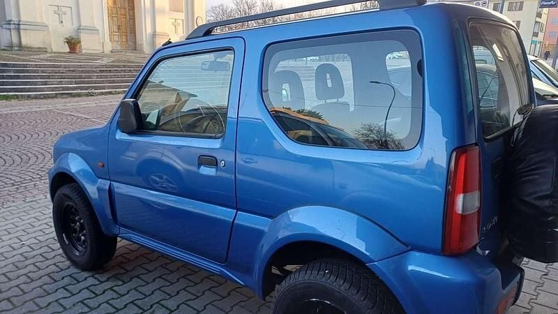 Usata Suzuki Jimny 82 CV (60 kW) 2001 Blu/azzurro SUV