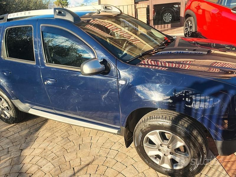 Usata Dacia Duster 110 CV (80 kW) 2018 Blu SUV