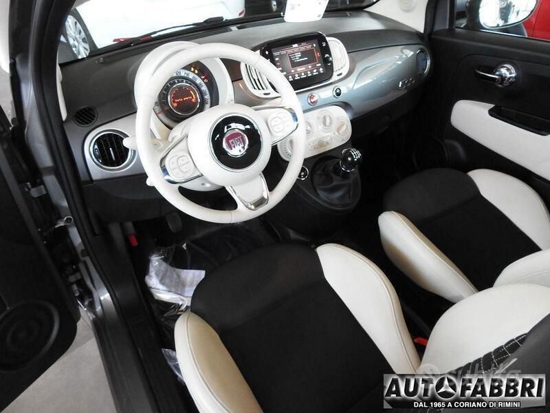 Usata Fiat 500 Dolcevita 69 CV (50 kW) 2022 Grigio Utilitaria