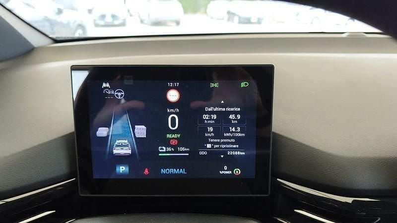 Usata MG MG4 EV 125 kW (170 CV) 2024 Bianco Utilitaria