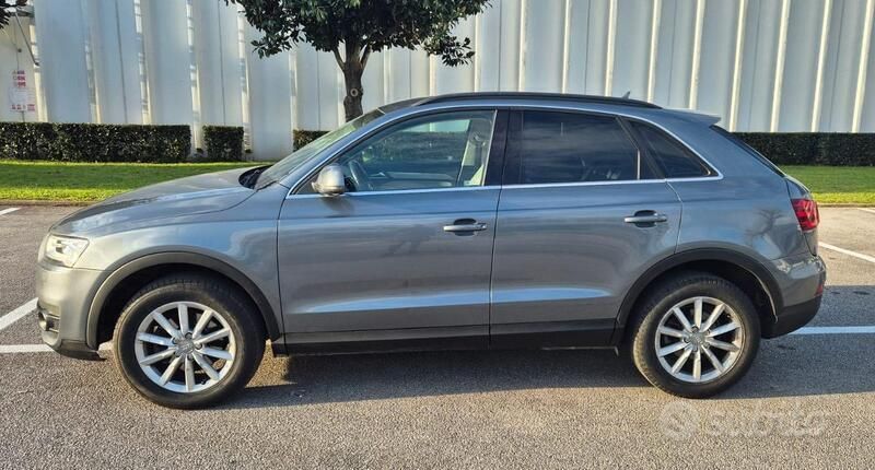 Usata Audi Q3 Advanced Plus 140 CV (102 kW) 2012 Grigio SUV
