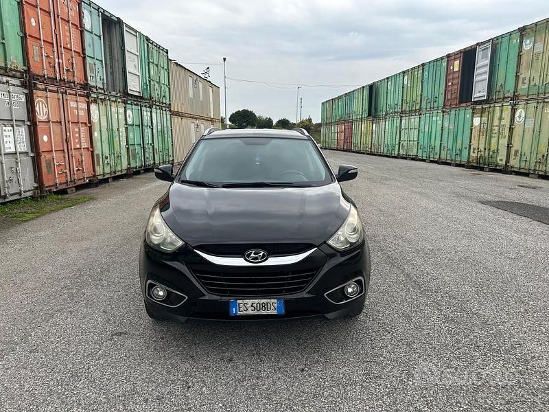 Usata Hyundai ix35 Comfort 136 CV (100 kW) 2014 Nero SUV