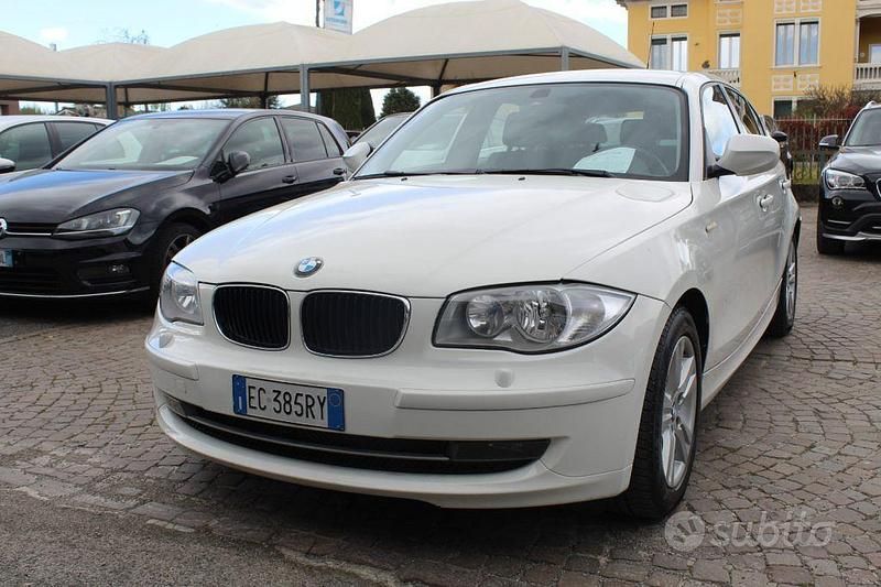 Usata BMW 116 Efficient Dynamics 116 CV (85 kW) 2010 Bianco Utilitaria