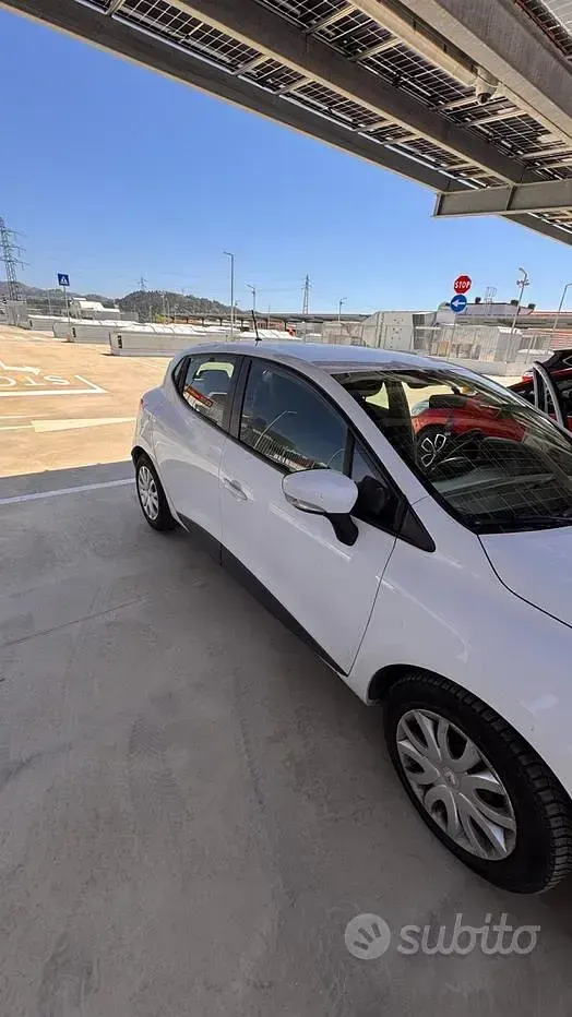 Usata Renault Clio IV 75 CV (55 kW) 2014 Bianco Berlina