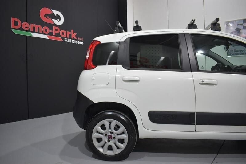 Usata Fiat Panda 4x4 Climbing 75 CV (55 kW) 2013 Bianco Utilitaria
