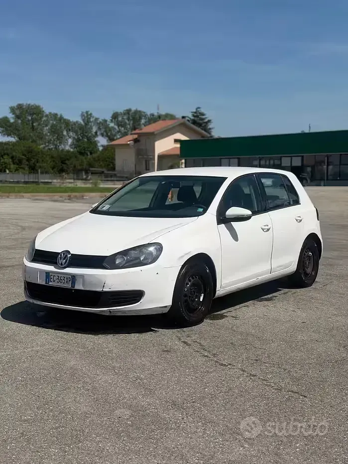 Usado VW Golf VI United 80 CV (58 kW) 2011 Blanco Utilitario