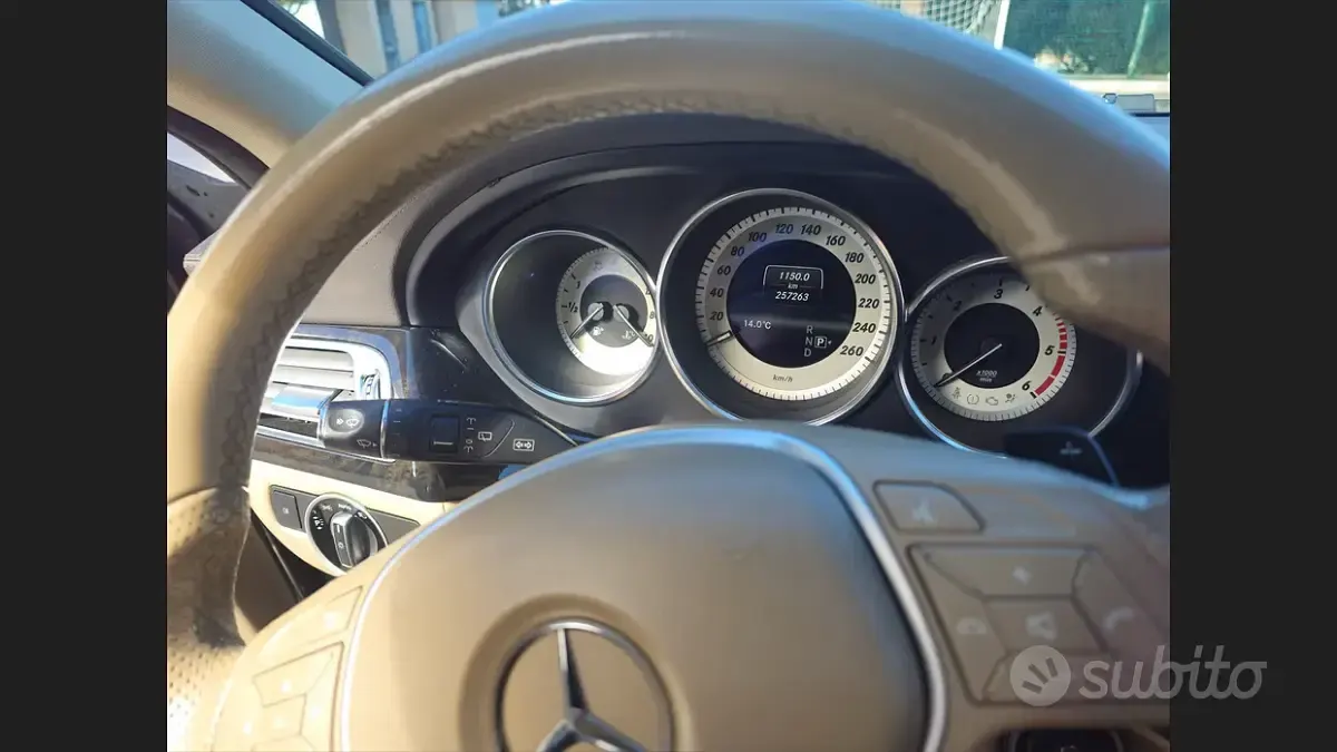 Usata Mercedes CLS350 265 CV (194 kW) 2013 Nero Coupé