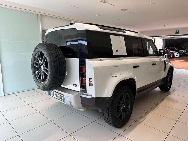 Usata Land Rover Defender S 241 CV (177 kW) 2021 Bianco SUV