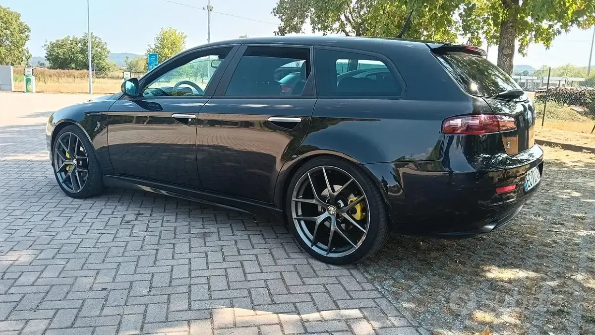Usata Alfa Romeo 159 Ti 170 CV (125 kW) 2010 Nero Station wagon