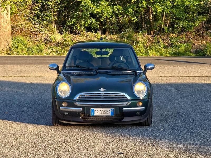 Usata Mini One D 88 CV (64 kW) 2006 Verde Utilitaria