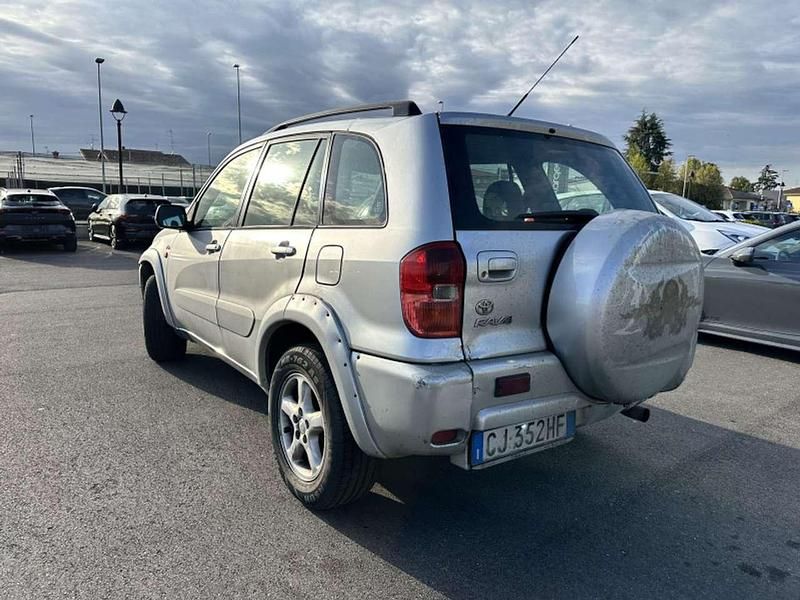 Usata Toyota RAV4 Sol 116 CV (85 kW) 2003 Argento SUV