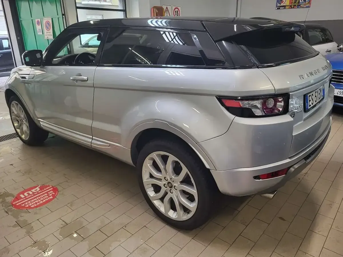 Usata Land Rover Range Rover evoque Prestige 241 CV (177 kW) 2013 Argento SUV
