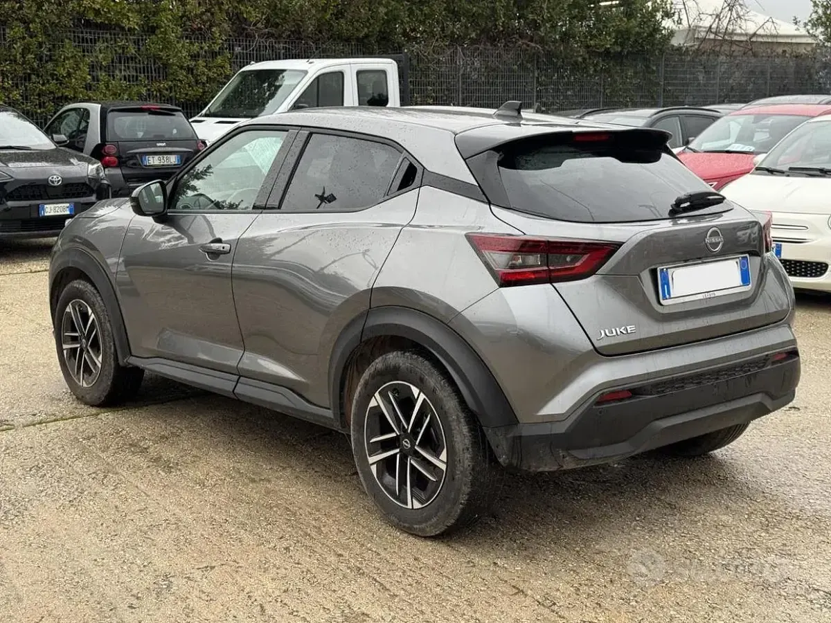Usata Nissan Juke N-Connecta 114 CV (83 kW) 2025 Grigio SUV
