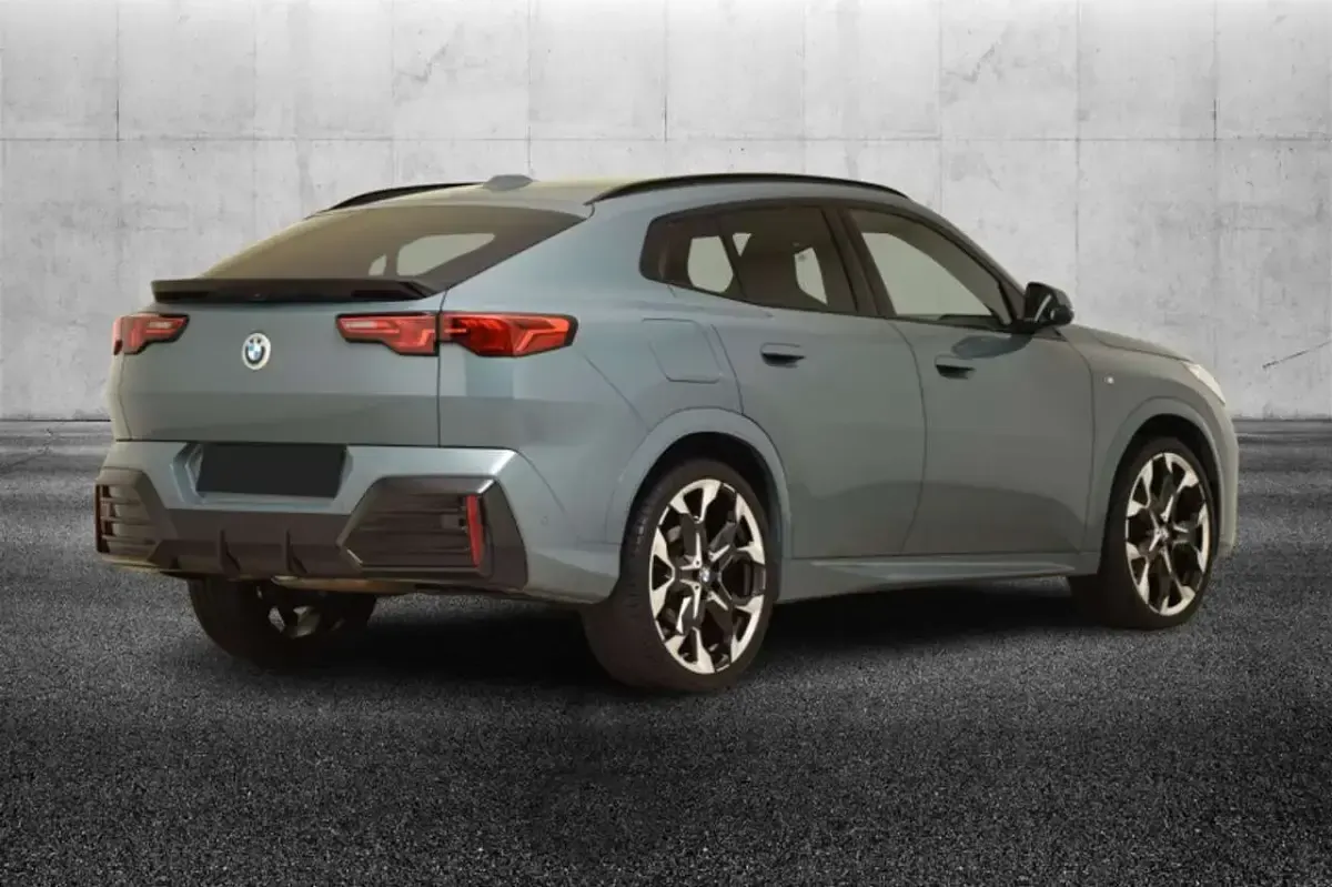 Usata BMW X2 M Sport 150 CV (110 kW) 2024 Verde SUV