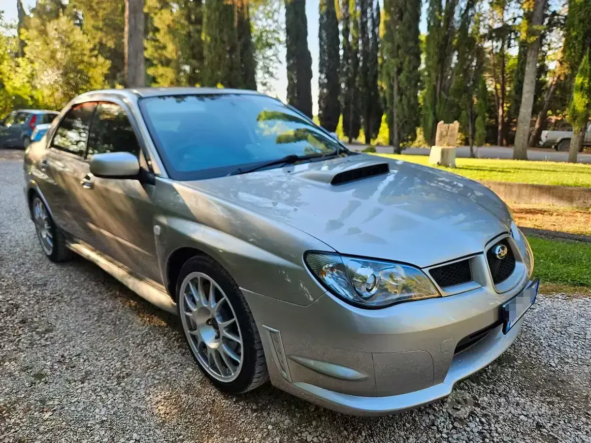 Usata Subaru Impreza 320 CV (235 kW) 2026 Grigio Utilitaria