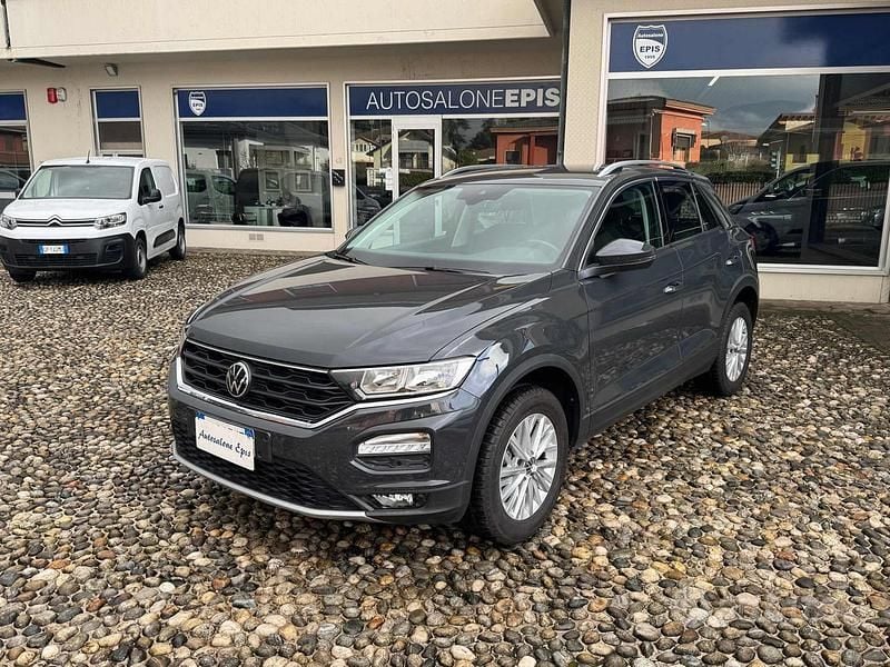 Usata VW T-Roc Advance 150 CV (110 kW) 2021 Grigio scuro SUV