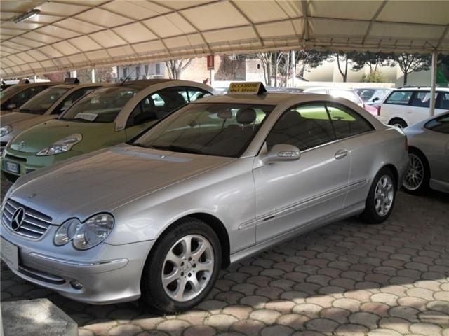 Usata Mercedes CLK200 Avantgarde 170 CV (125 kW) 2003 Grigio metallizzato Coupé