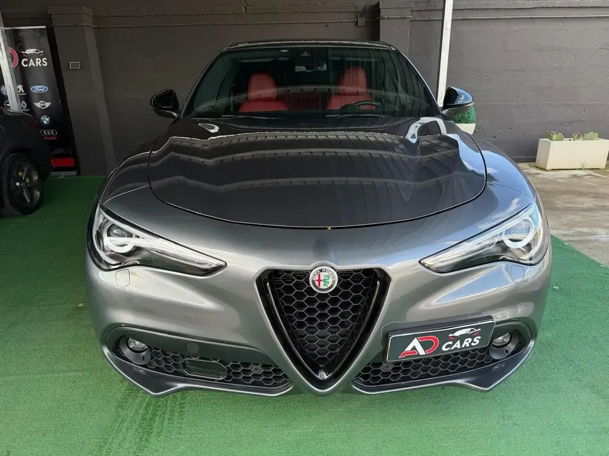 Usata Alfa Romeo Stelvio Veloce 210 CV (154 kW) 2022 Grigio SUV
