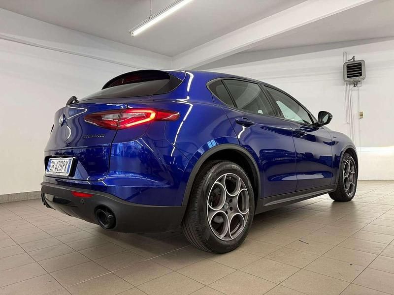 Usata Alfa Romeo Stelvio Sprint 190 CV (139 kW) 2021 Grigio SUV